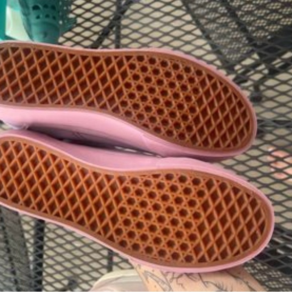 Vans women’s 8 - Picture 2 of 3